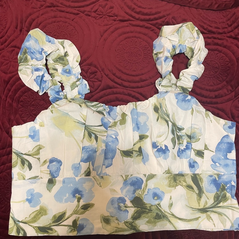 Abercrombie scrunched summer top (brand new)